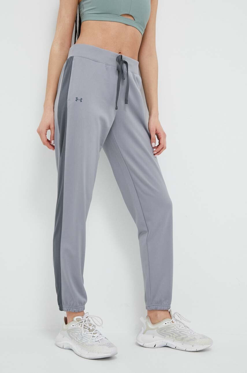 Under Armour Анцуг дамски в сиво - Pepit.bg