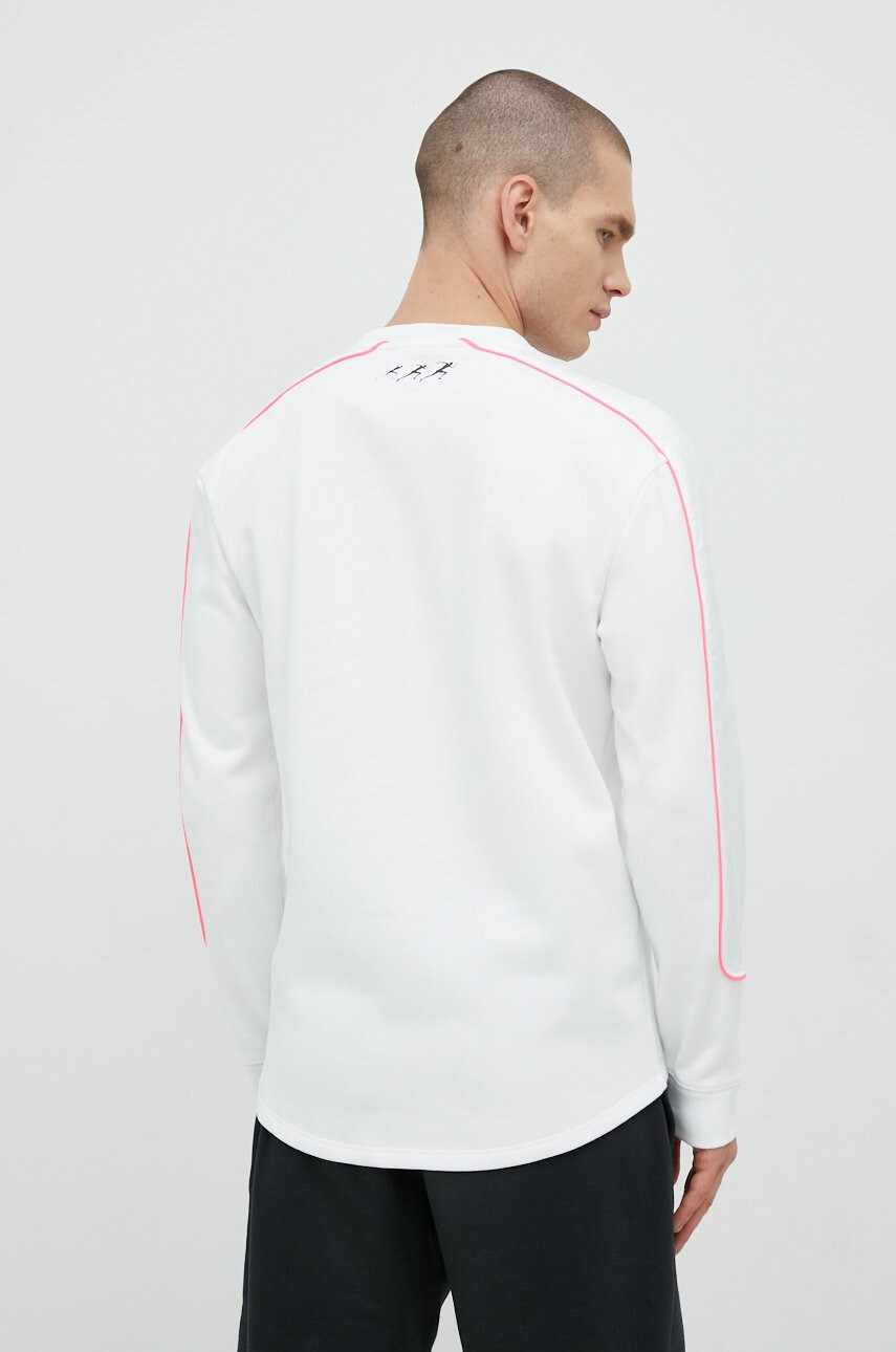 Under Armour Блуза с дълги ръкави за бягане в бяло - Pepit.bg