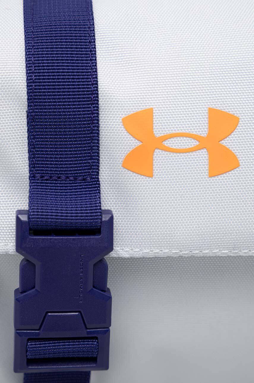 Under Armour Чанта в сиво - Pepit.bg