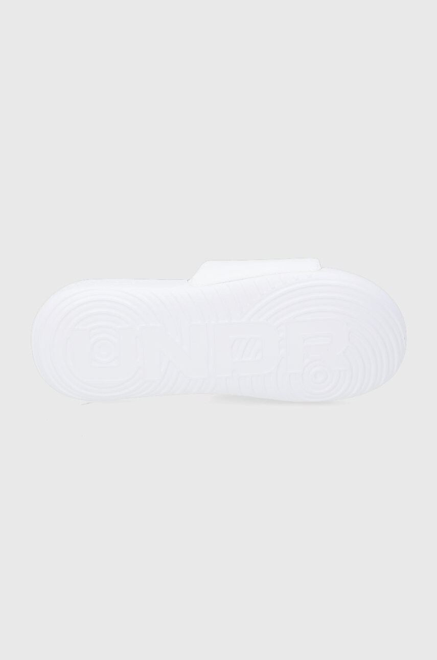Under Armour Чехли 3023761 - Pepit.bg