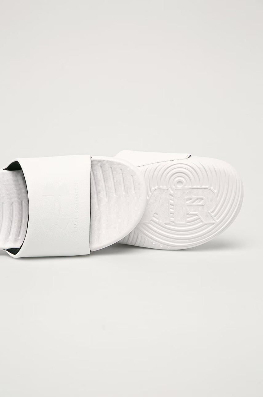 Under Armour Чехли 3023772 дамски в бяло - Pepit.bg