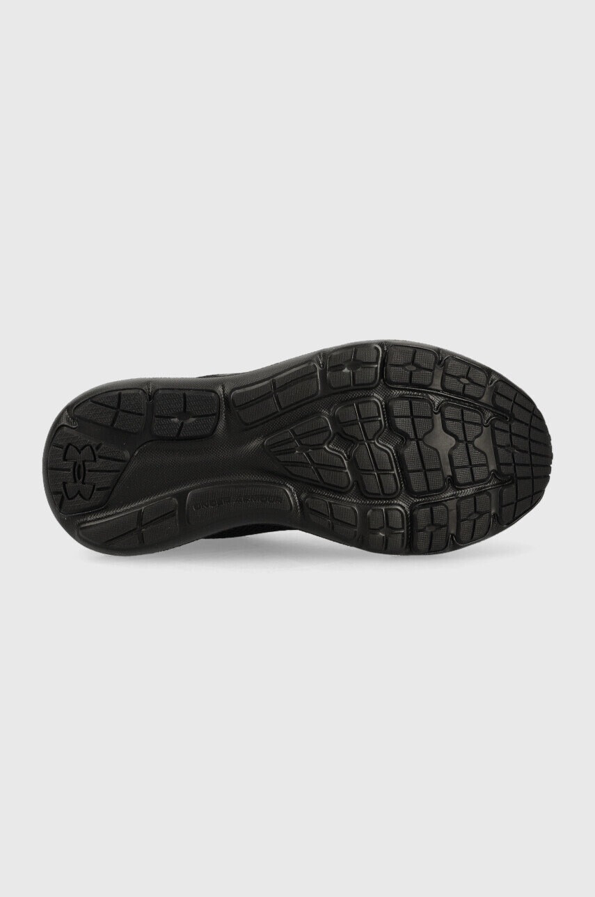 Under Armour Детски маратонки в черно - Pepit.bg