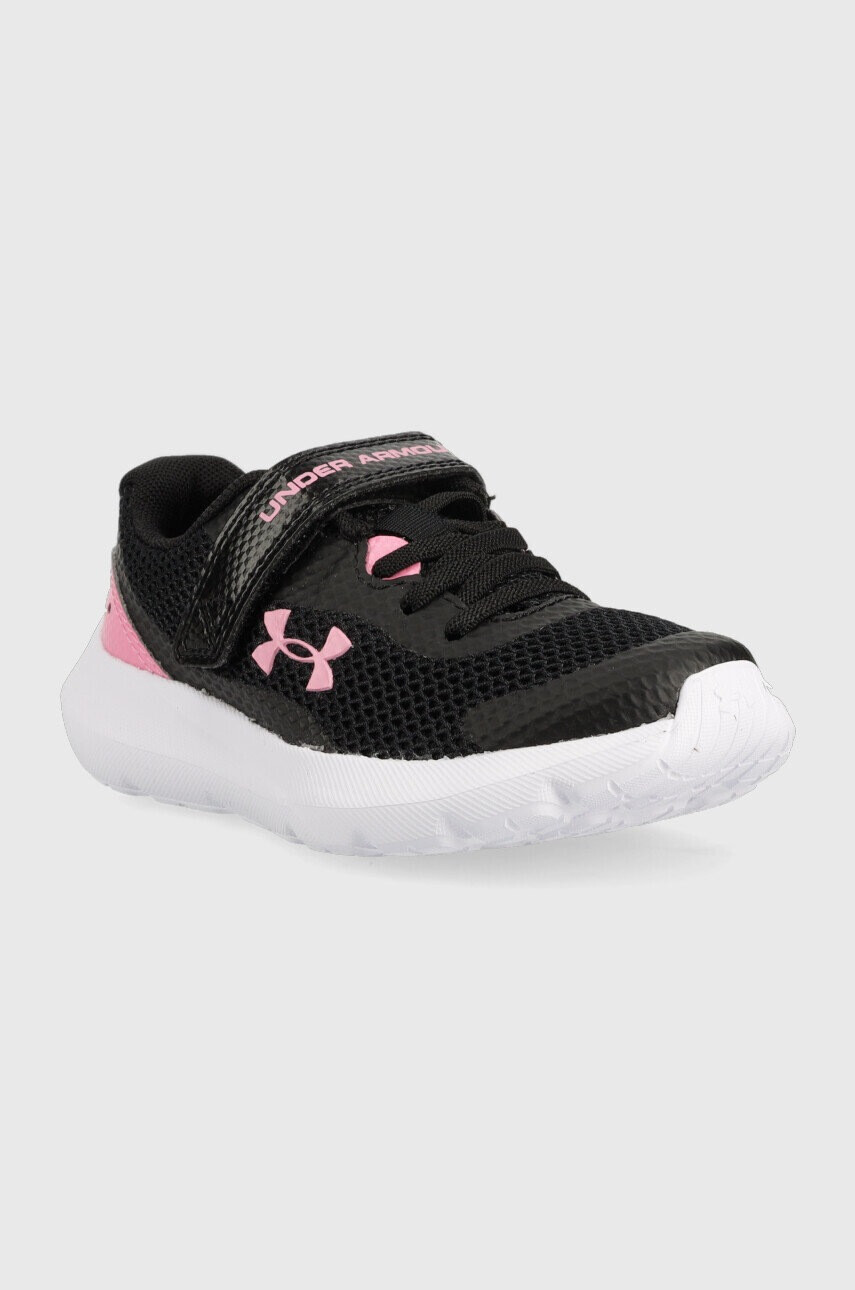 Under Armour Детски маратонки Gps Surge 3 Ac в черно - Pepit.bg