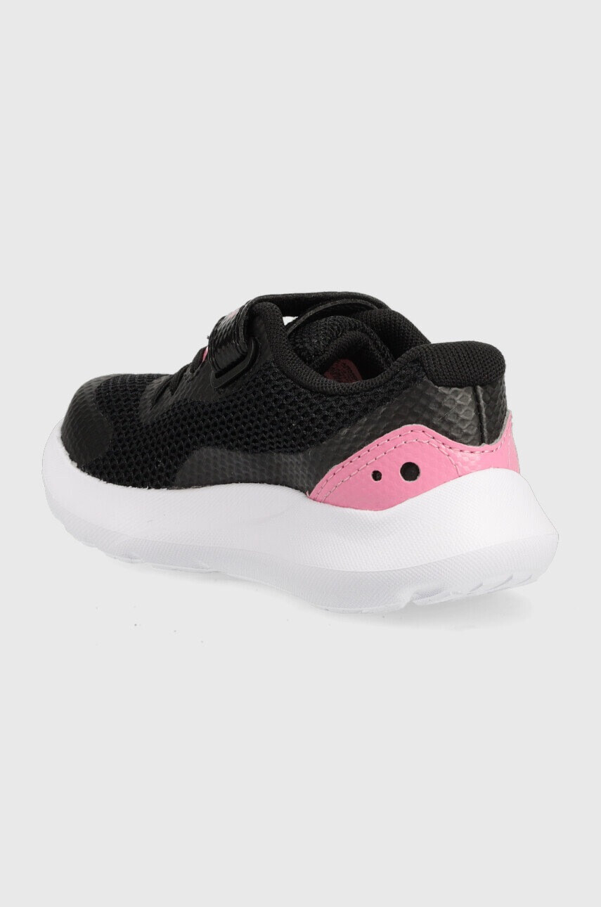 Under Armour Детски маратонки Gps Surge 3 Ac в черно - Pepit.bg