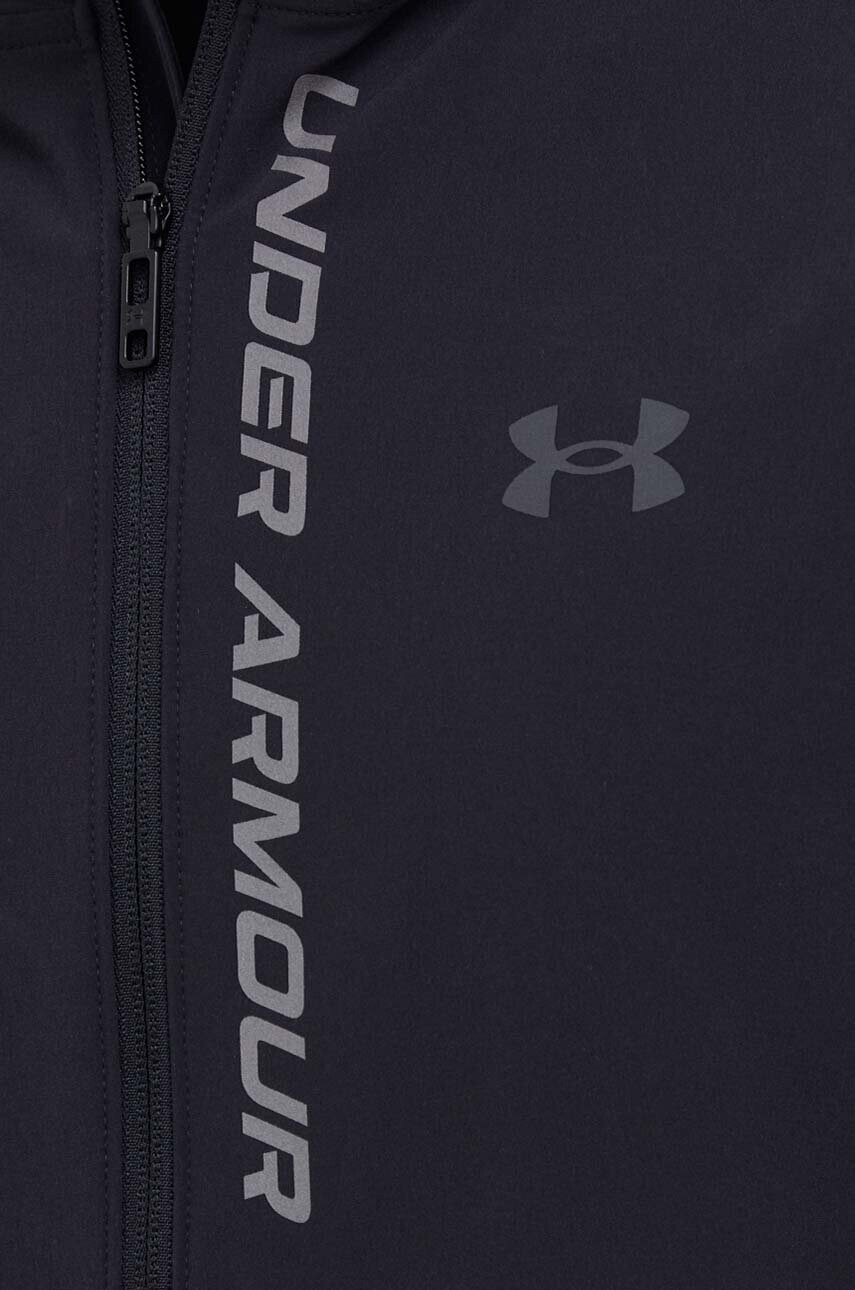 Under Armour Яке за бягане OutRun The Storm в черно - Pepit.bg