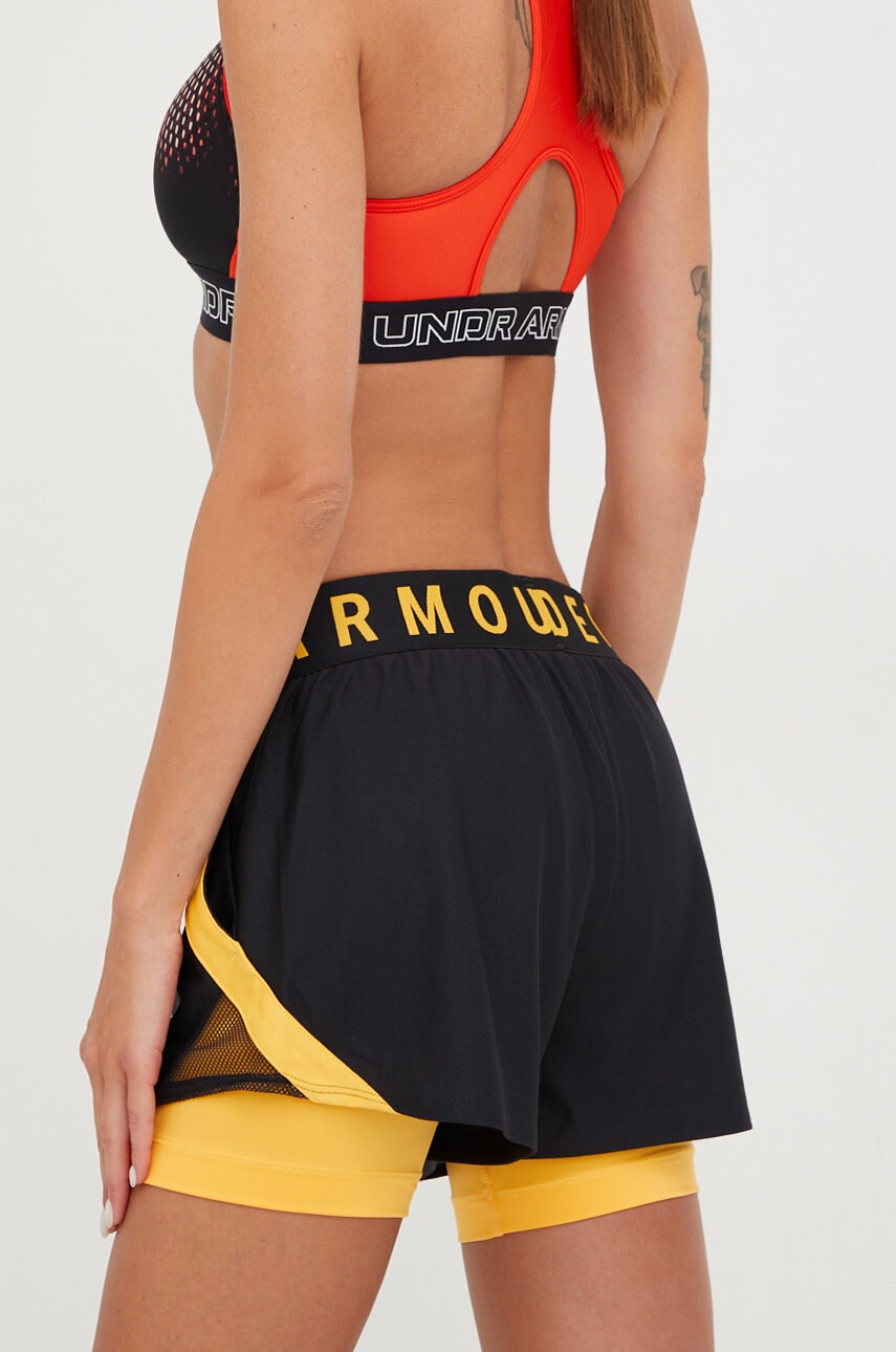Under Armour Къс панталон за трениране - Pepit.bg
