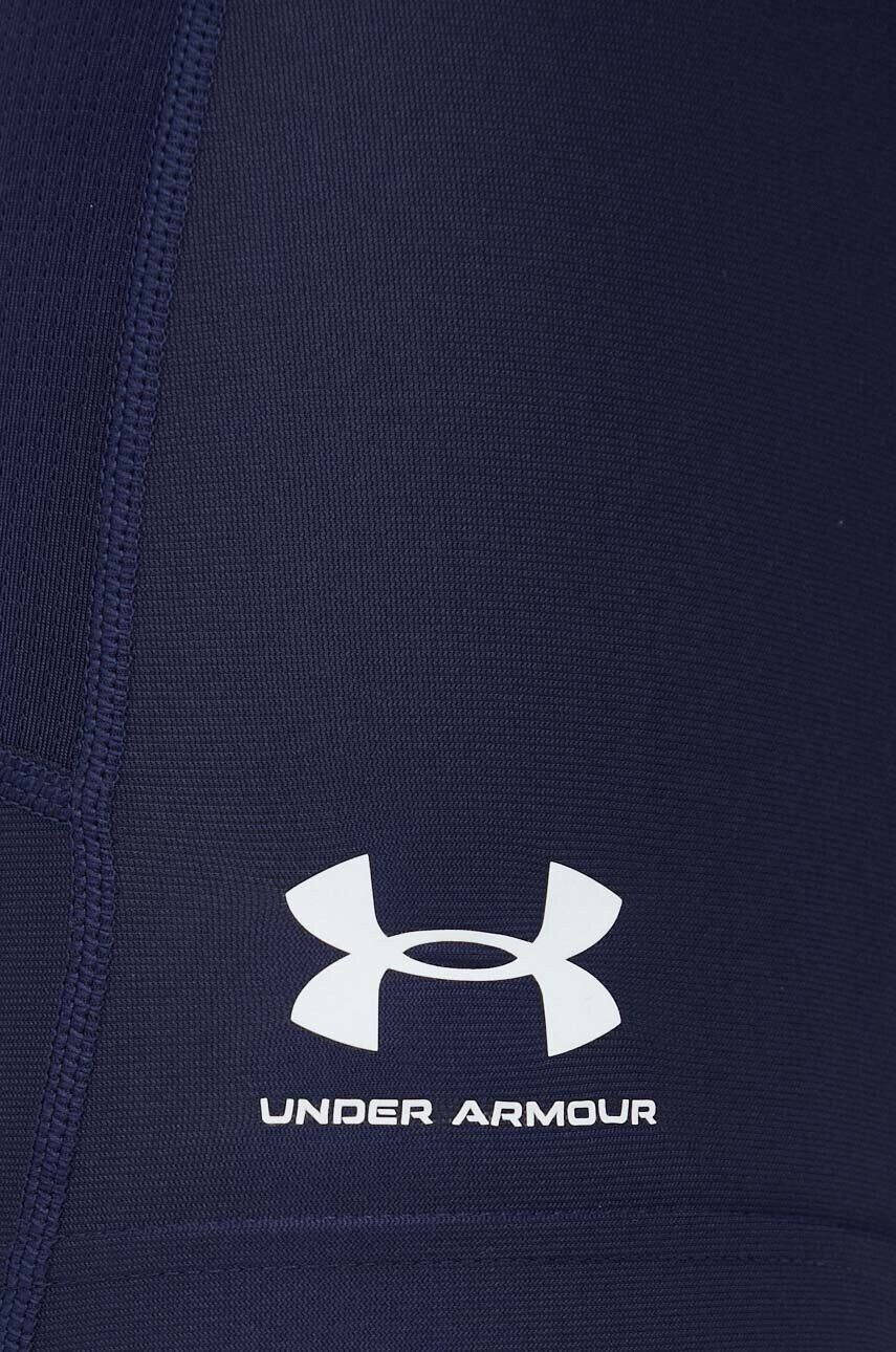 Under Armour Къс панталон за трениране в черно - Pepit.bg