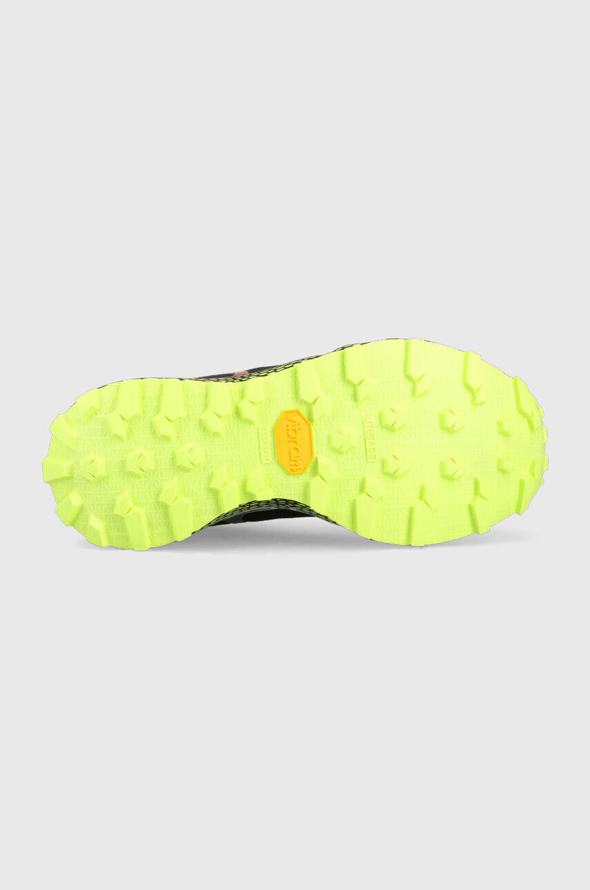 Under Armour Обувки за бягане Hovr Phantom 3 в бежово - Pepit.bg