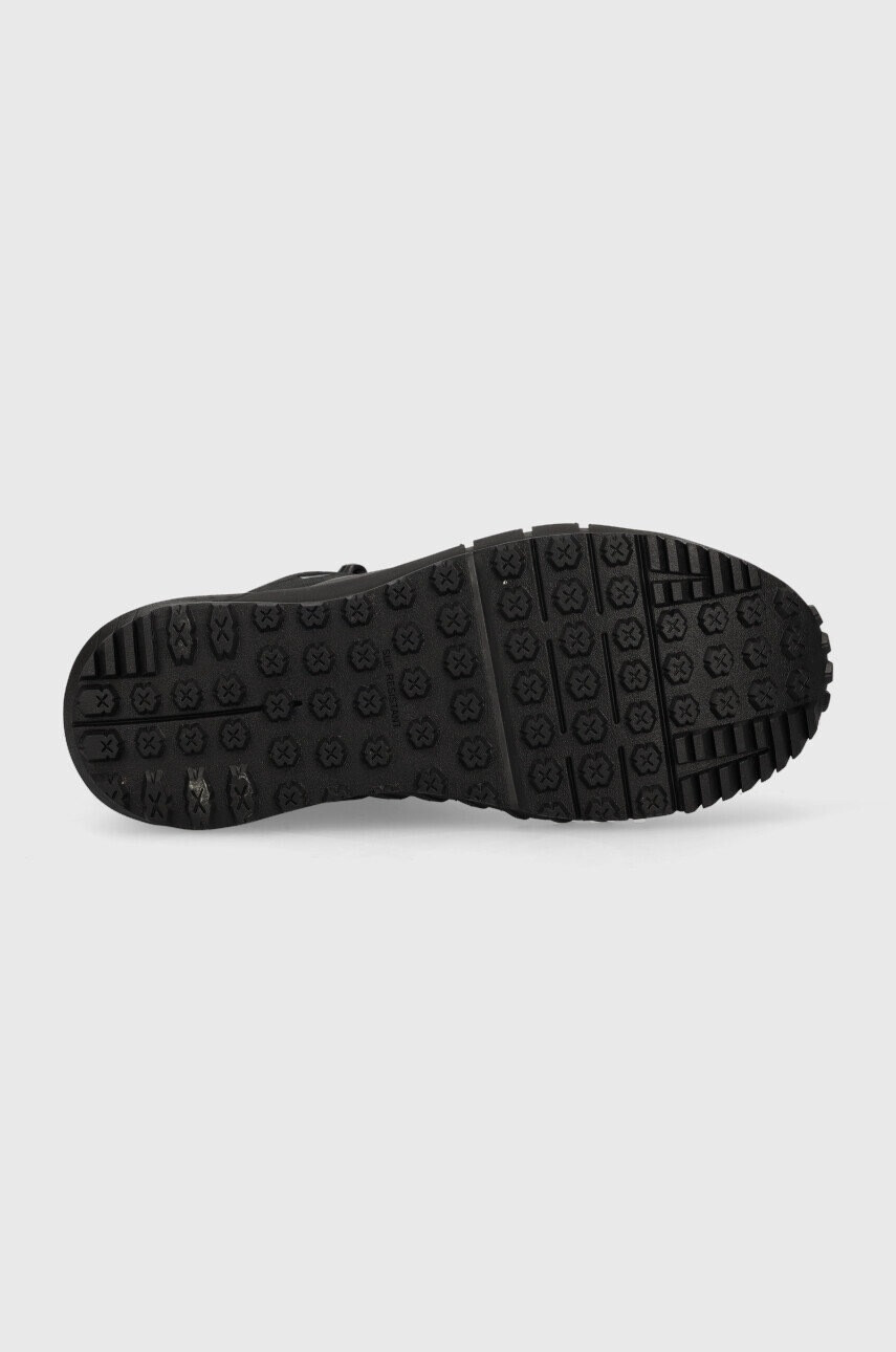 Under Armour Обувки Micro G Valsetz Mid в черно - Pepit.bg