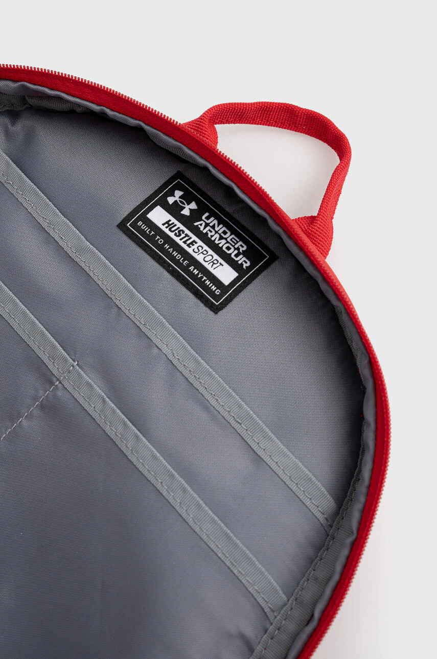 Under Armour Раница 1364181 в червено голям размер с принт - Pepit.bg