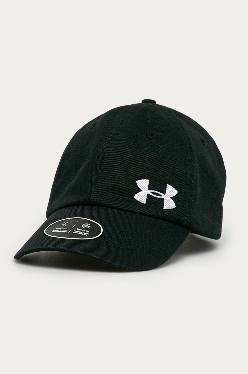 Under Armour Шапка 1351276 в черно с принт - Pepit.bg