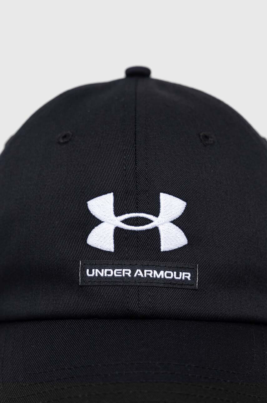 Under Armour Шапка с козирка Branded в черно с апликация - Pepit.bg