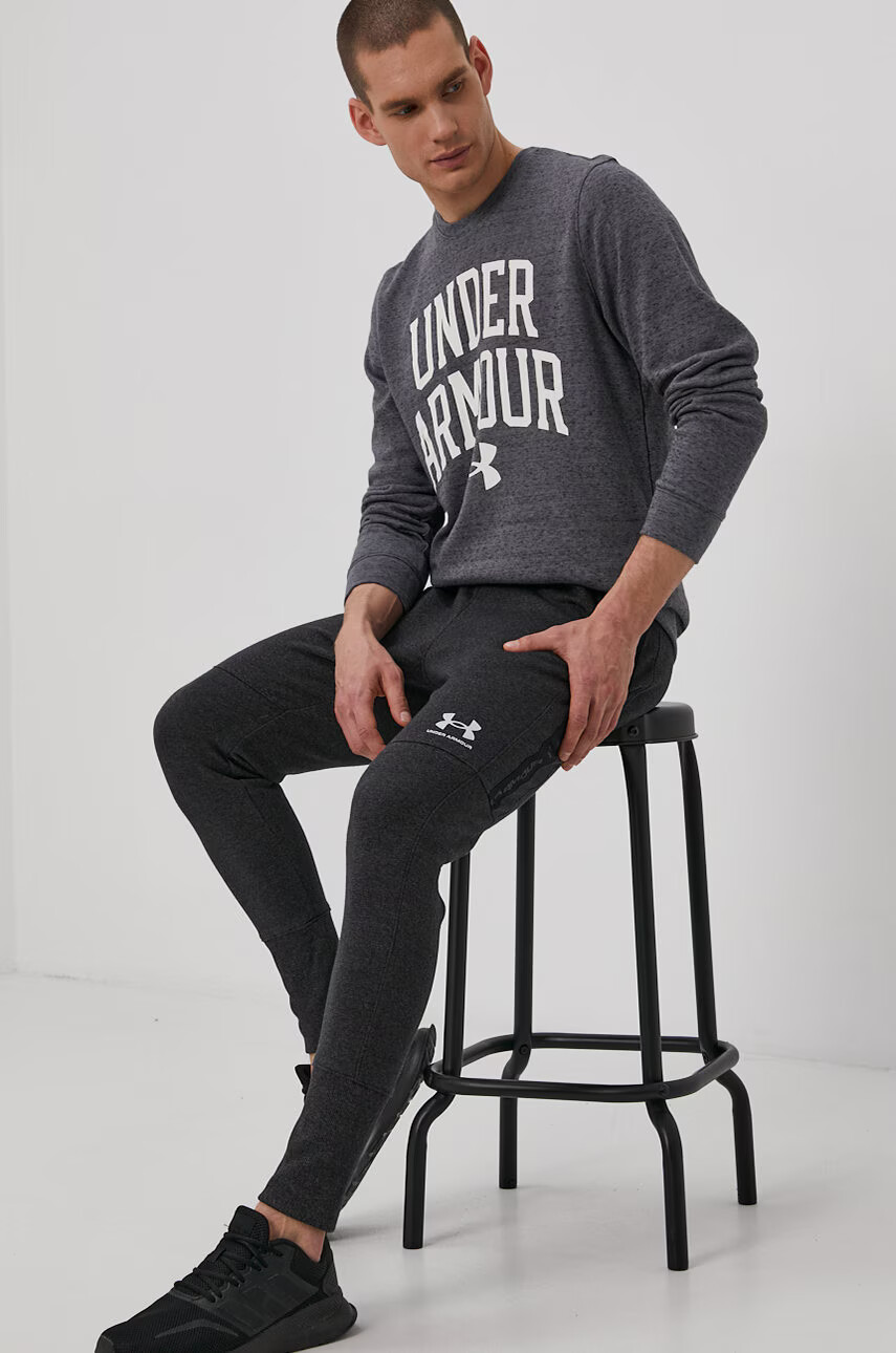 Under Armour Суичър - Pepit.bg