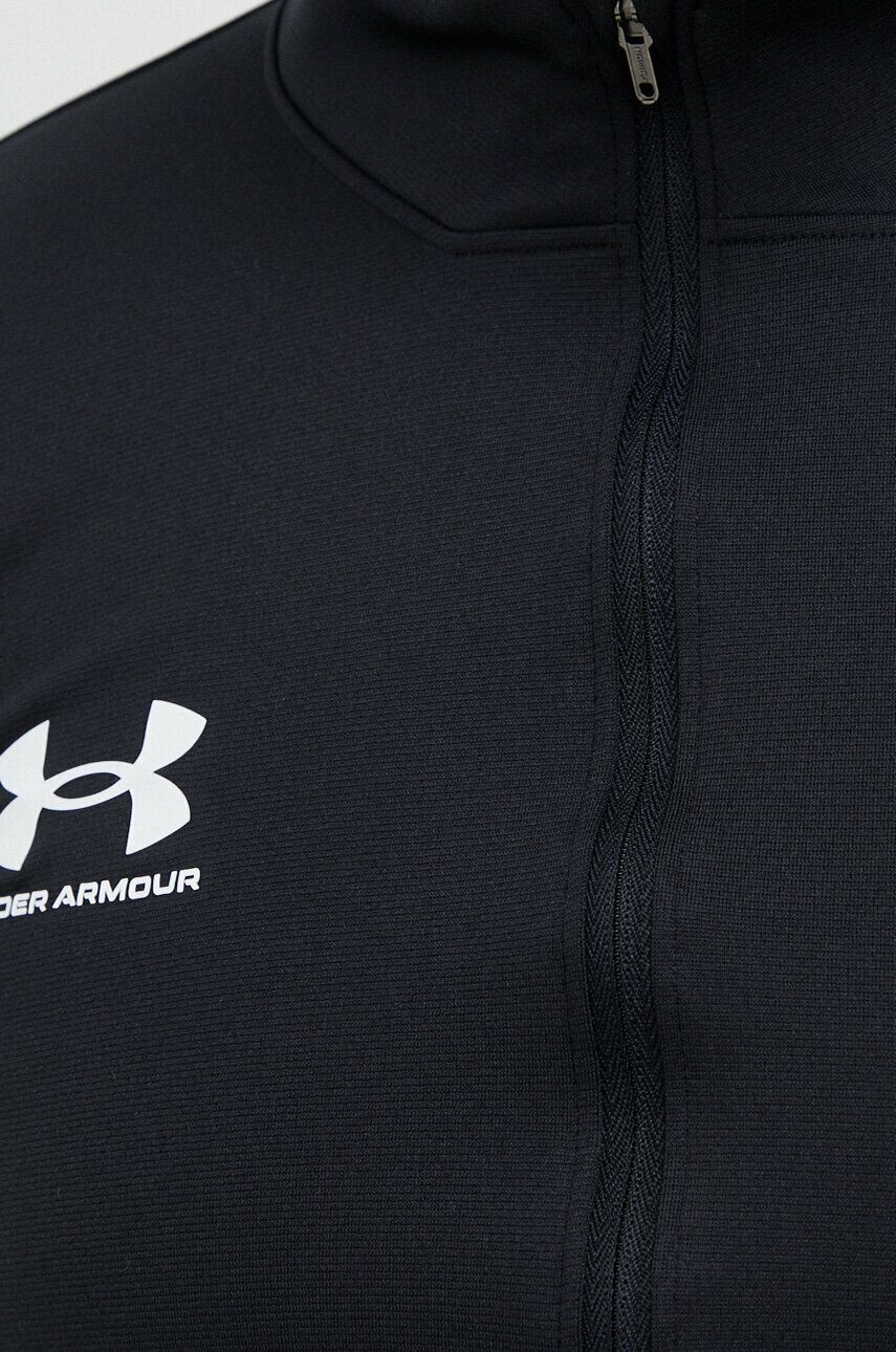 Under Armour Суичър за трениране Challenger в черно с изчистен дизайн - Pepit.bg