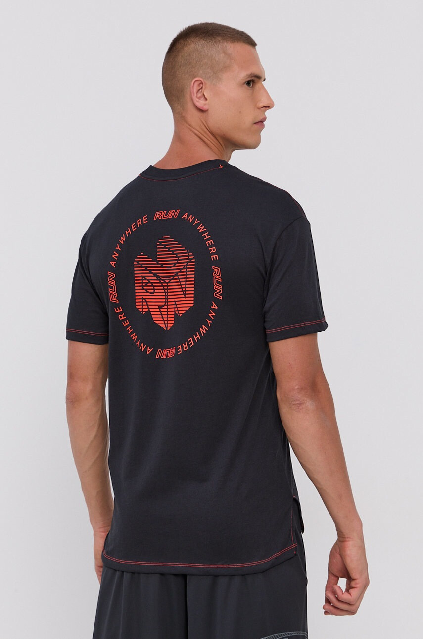Under Armour Тениска 1366505 - Pepit.bg