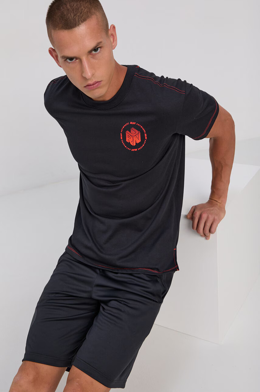 Under Armour Тениска 1366505 - Pepit.bg