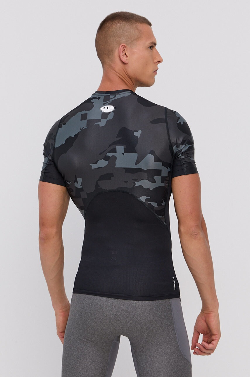 Under Armour Тениска 1361514 - Pepit.bg