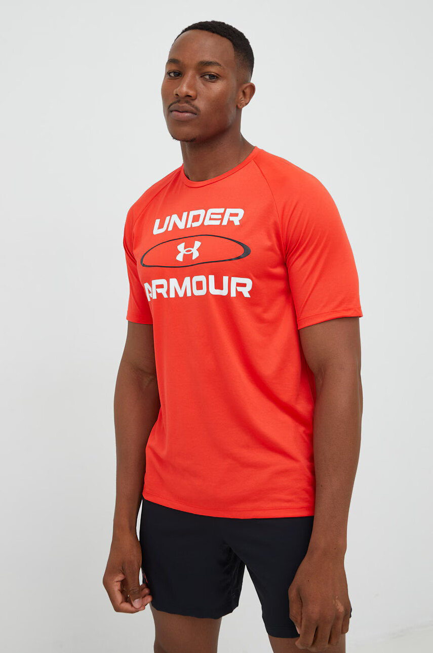 Under Armour Тениска за трениране Tech 2.0 в червено с принт - Pepit.bg