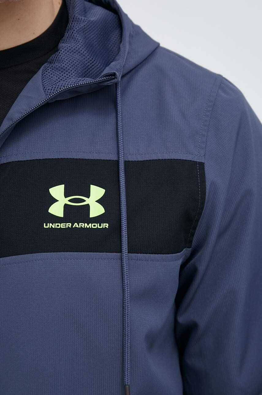 Under Armour Ветровка в тъмносиньо с преходна изолация - Pepit.bg