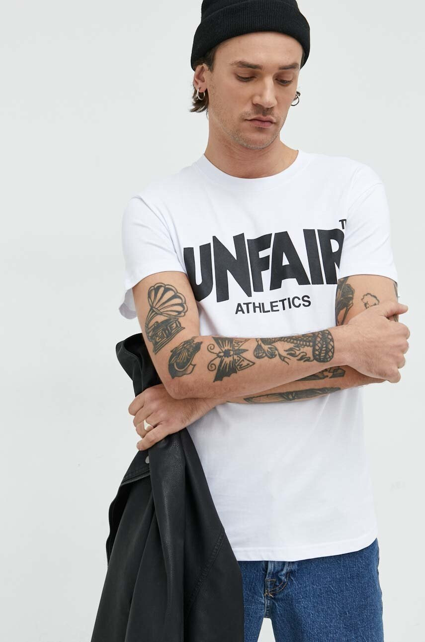 Unfair Athletics Памучна тениска в бяло с принт - Pepit.bg