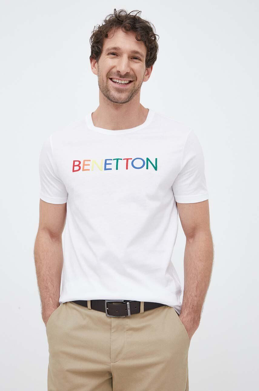 United Colors of Benetton Памучна тениска в сиво с изчистен дизайн - Pepit.bg