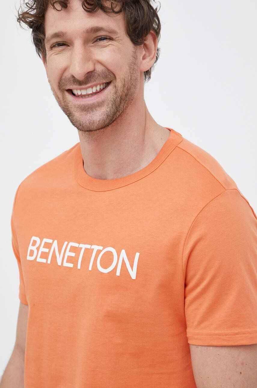 United Colors of Benetton Памучна тениска в лилаво - Pepit.bg