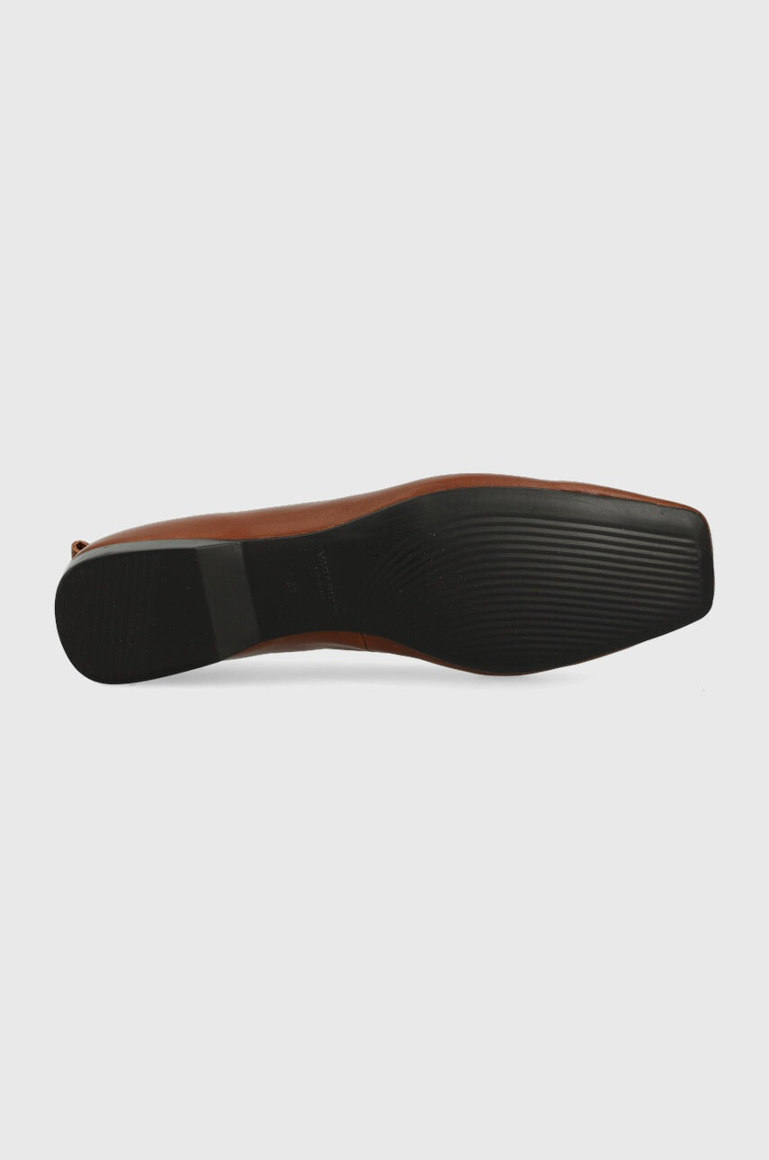 Vagabond Shoemakers Кожени балеринки Delia в кафяво - Pepit.bg