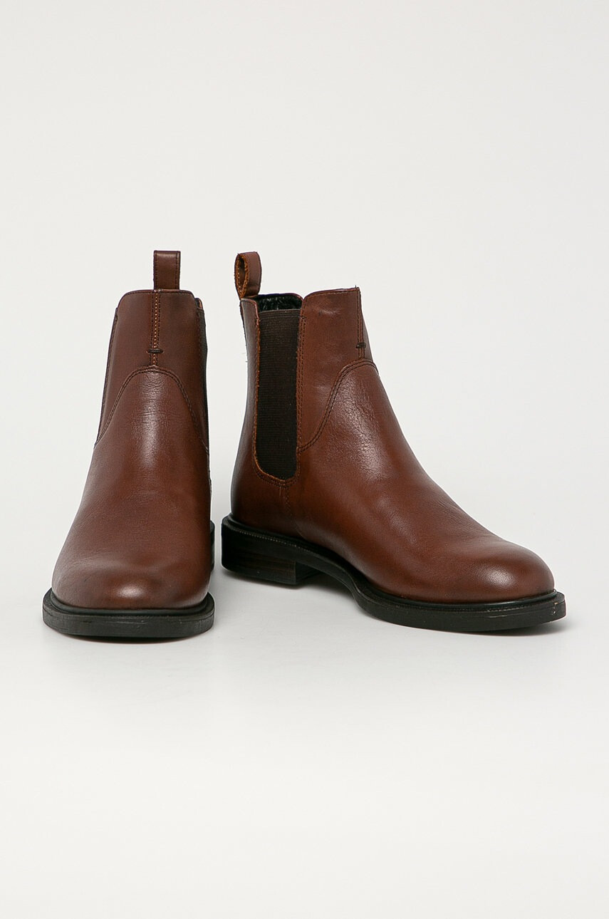 Vagabond Shoemakers Кожени боти челси Amina - Pepit.bg