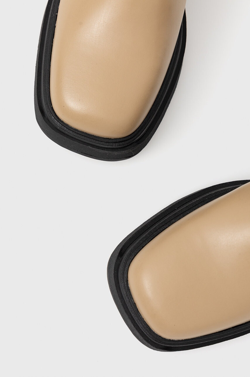 Vagabond Shoemakers Кожени боти челси Carla дамски в бежово с платформа - Pepit.bg