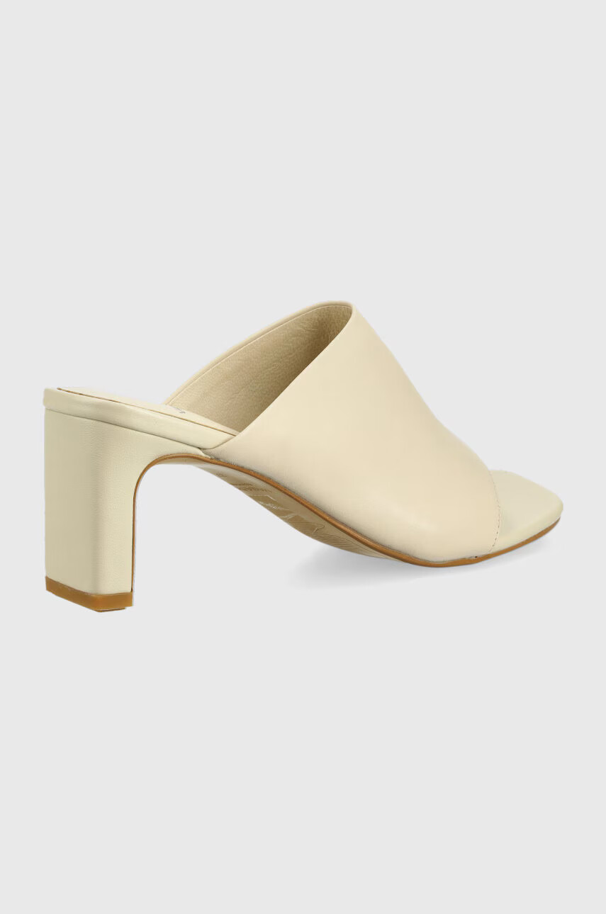 Vagabond Shoemakers Кожени чехли Luisa в бежово с висок ток - Pepit.bg