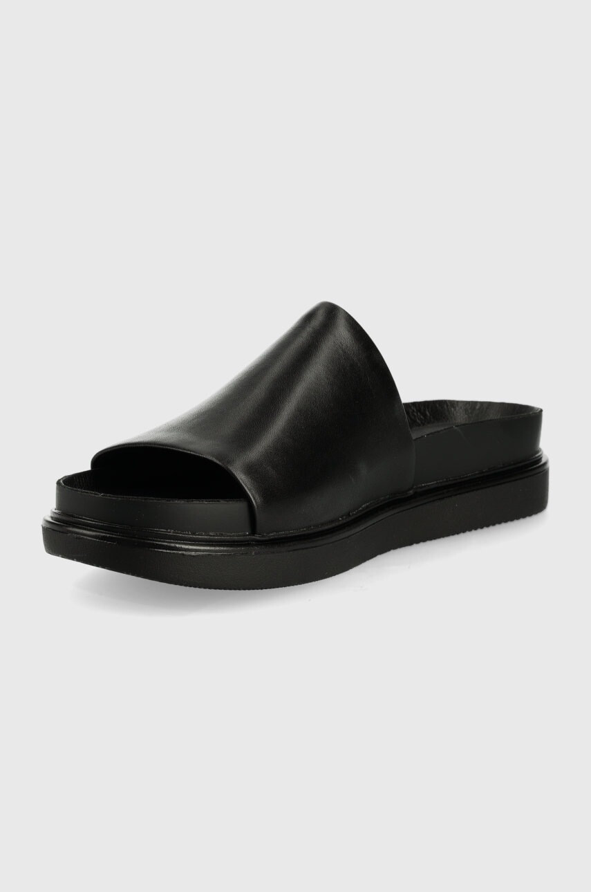 Vagabond Shoemakers Кожени чехли Erin в черно с платформа - Pepit.bg