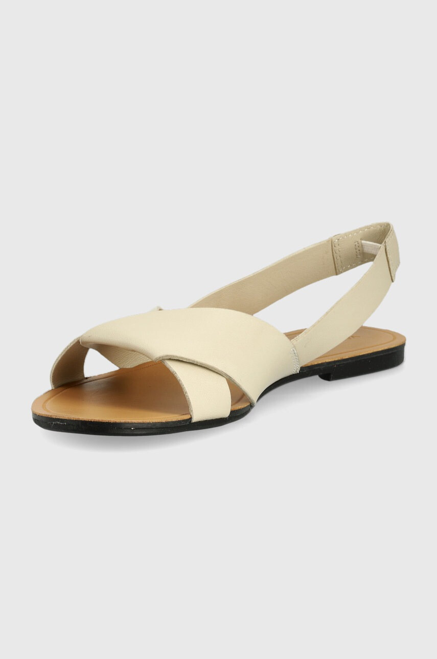 Vagabond Shoemakers Кожени сандали Tia в бежово - Pepit.bg