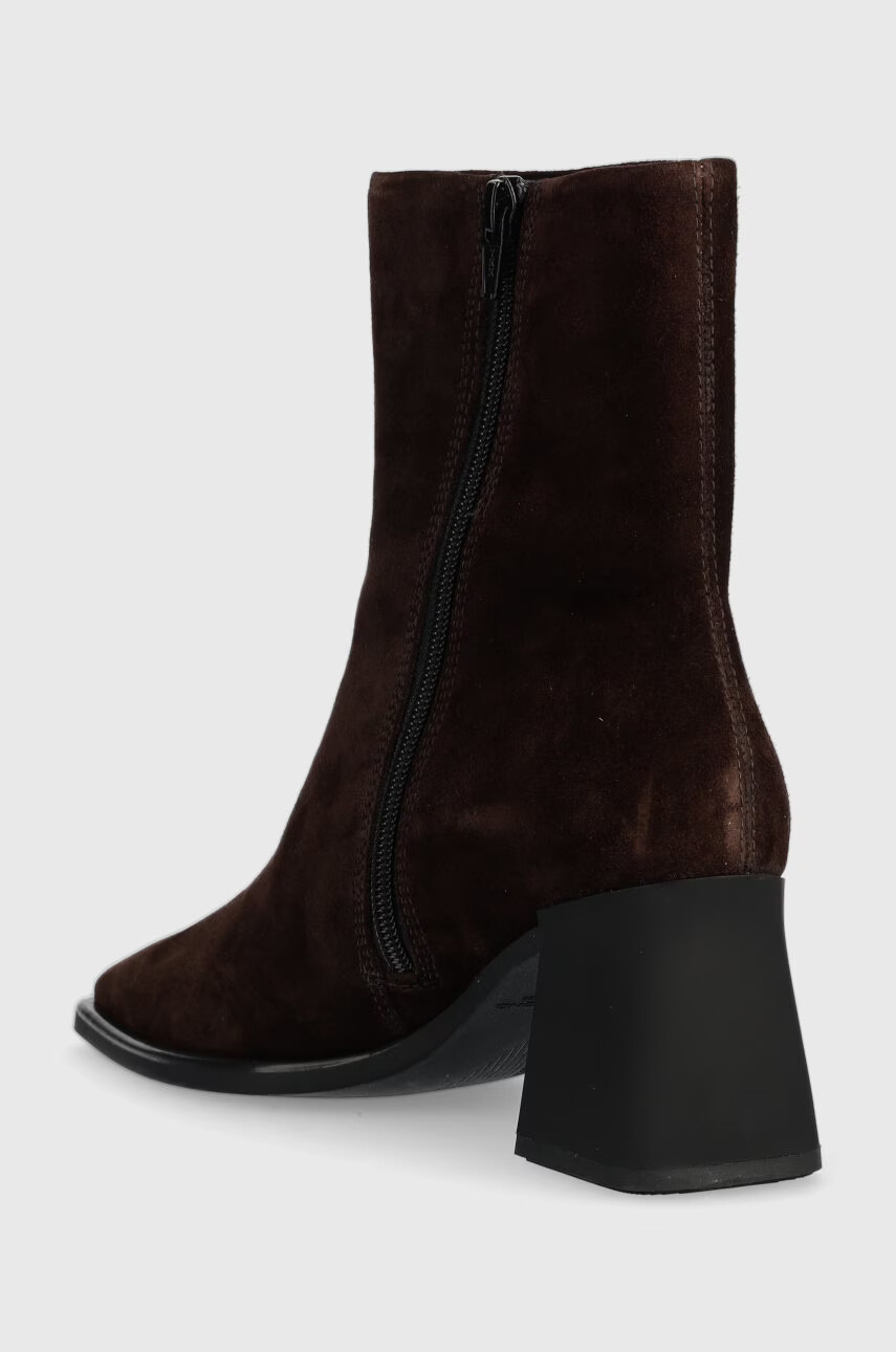 Vagabond Shoemakers Велурени боти Hedda в кафяво с висок ток - Pepit.bg