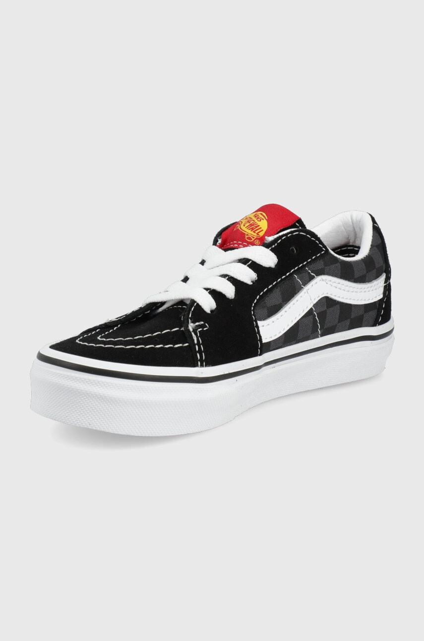 Vans Ниски кецове в черно - Pepit.bg