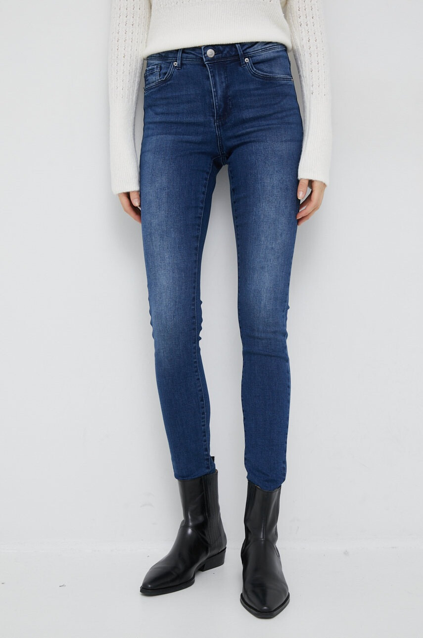 Vero Moda Дънки в със стандартна талия - Pepit.bg