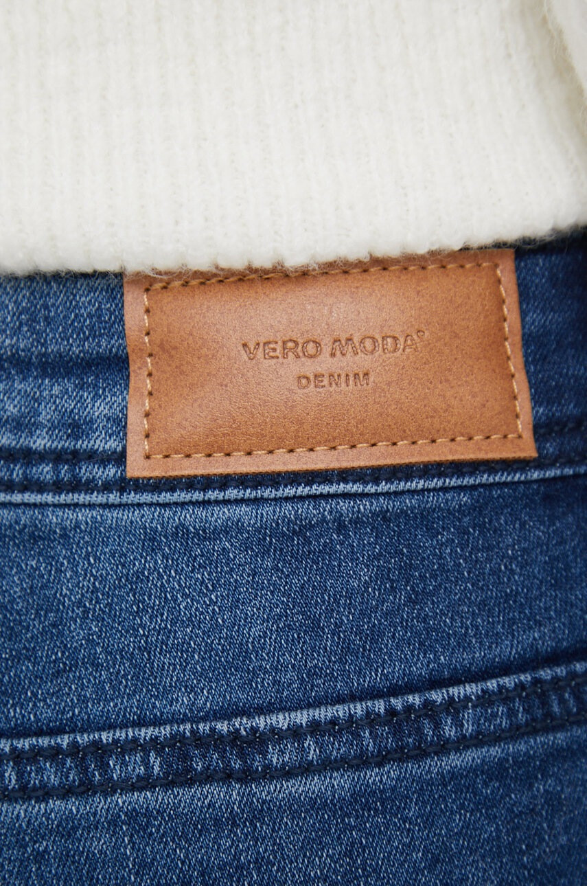 Vero Moda Дънки в със стандартна талия - Pepit.bg