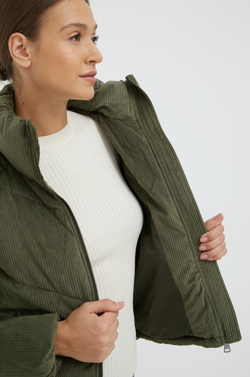 Vero Moda Джинсово яке в зелено със зимна изолация - Pepit.bg