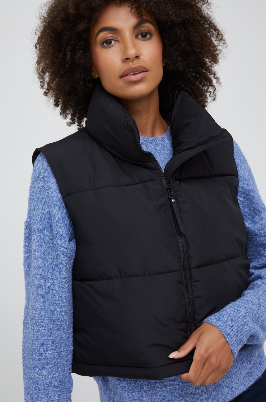 Vero Moda Елек дамски в черно със зимна изолация - Pepit.bg