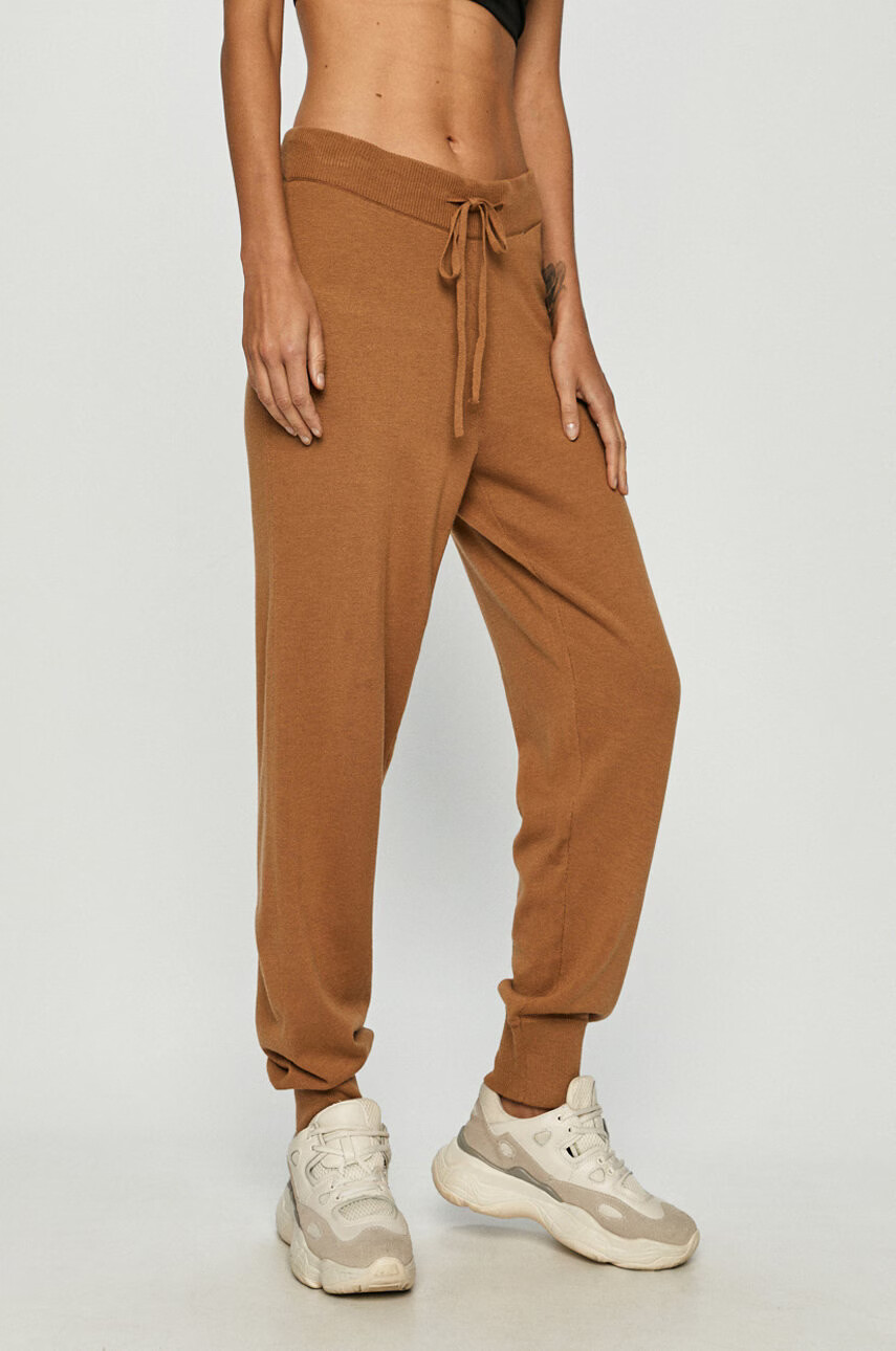 Vero Moda Панталони - Pepit.bg