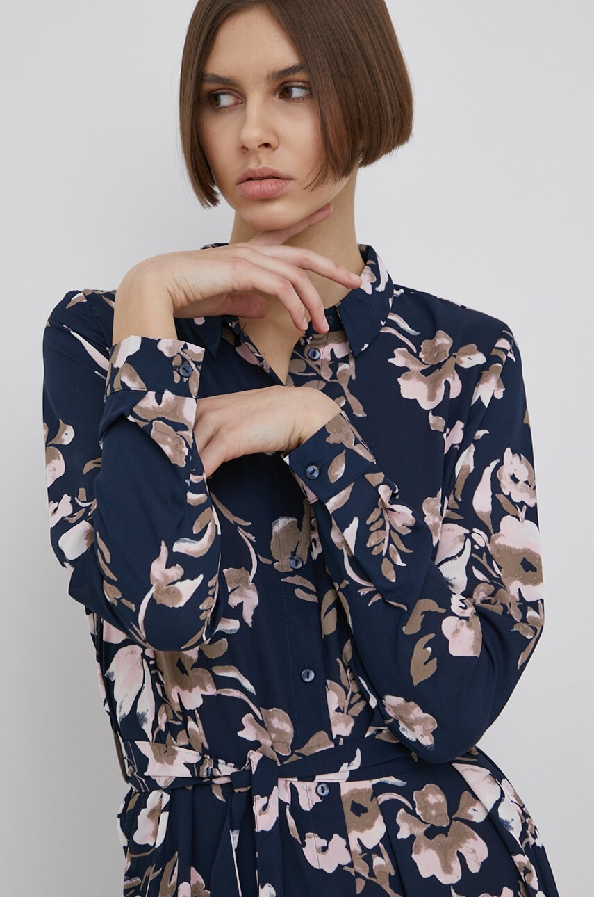 Vero Moda Рокля в тъмносиньо къс модел със стандартна кройка - Pepit.bg