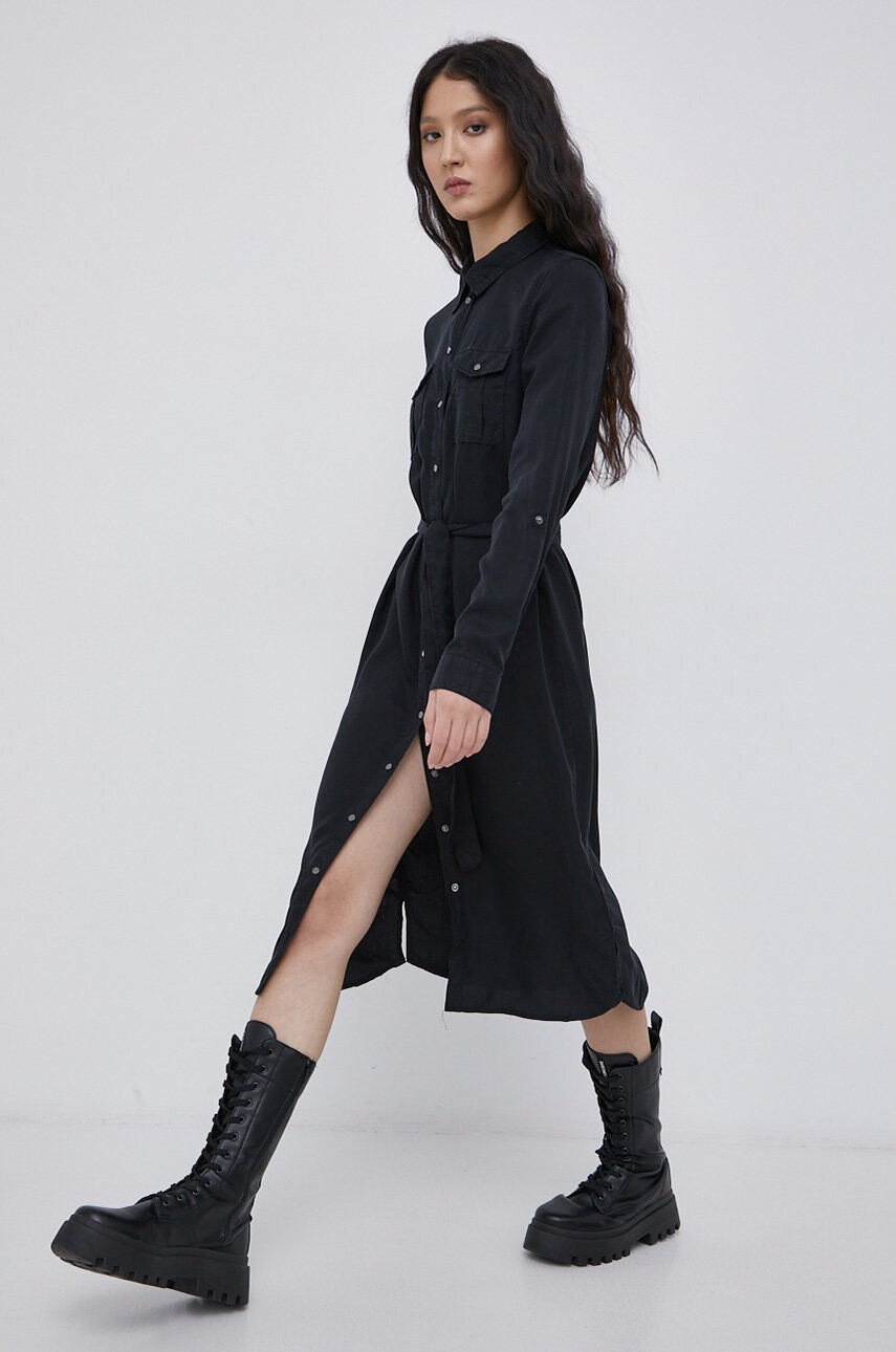 Vero Moda Рокля в черно къс модел разкроен модел - Pepit.bg