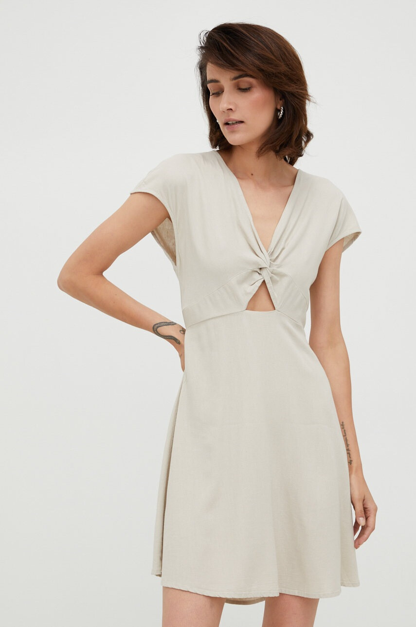 Vero Moda Рокля с лен в бежово къс модел разкроен модел - Pepit.bg