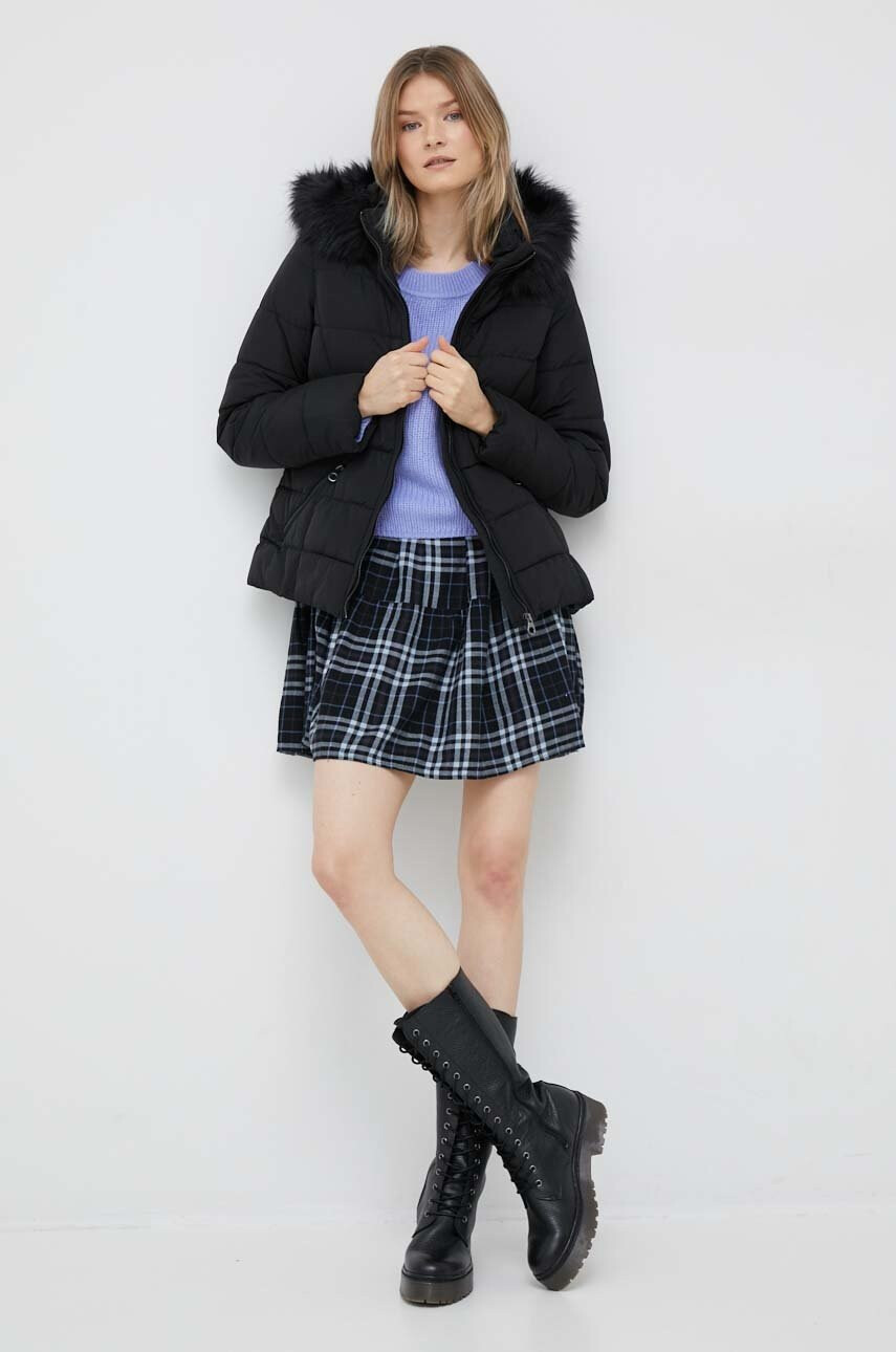 Vero Moda Яке в черно с преходна изолация - Pepit.bg