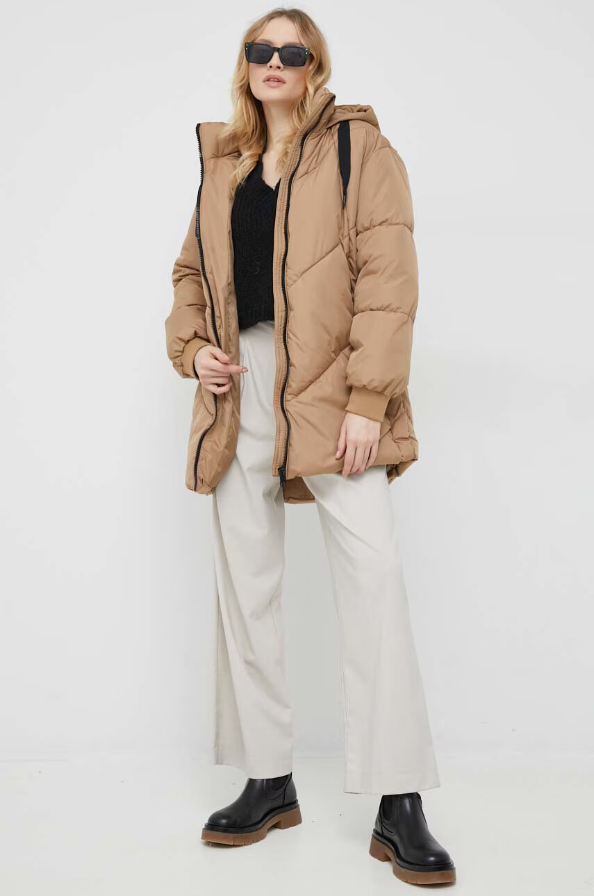 Vero Moda Яке в бежово с преходна изолация - Pepit.bg