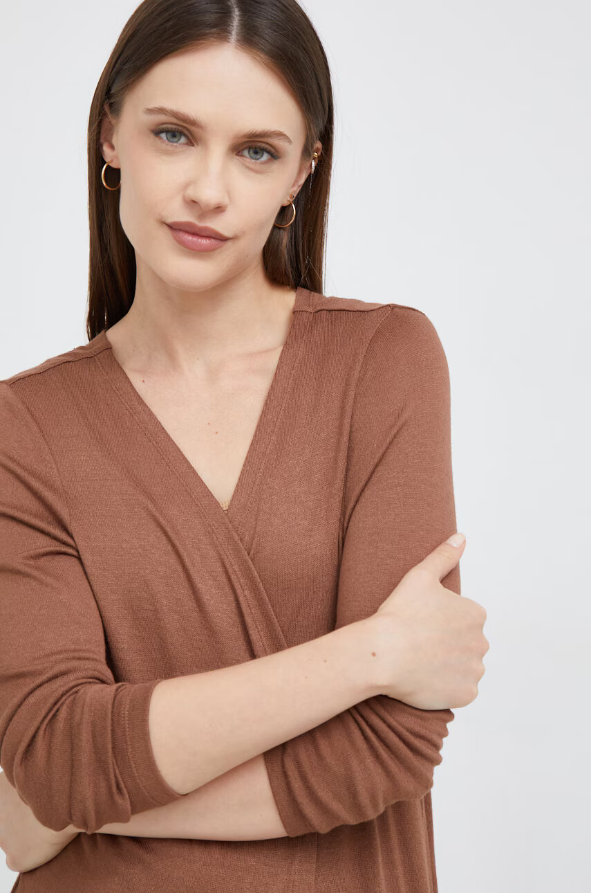 Vero Moda Жилетка в кафяво от лека материя - Pepit.bg