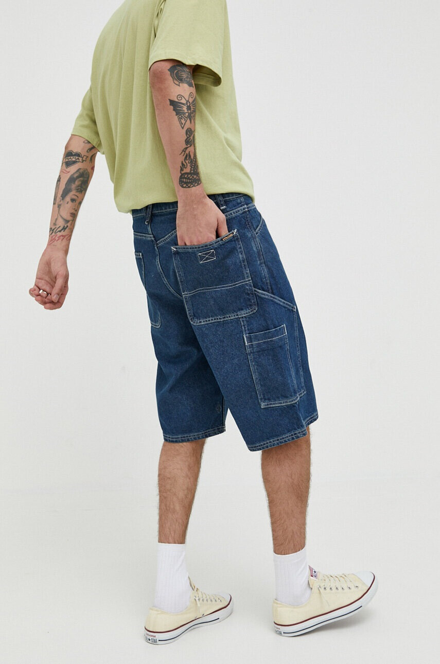 Volcom Дънкови къси панталони в синьо - Pepit.bg