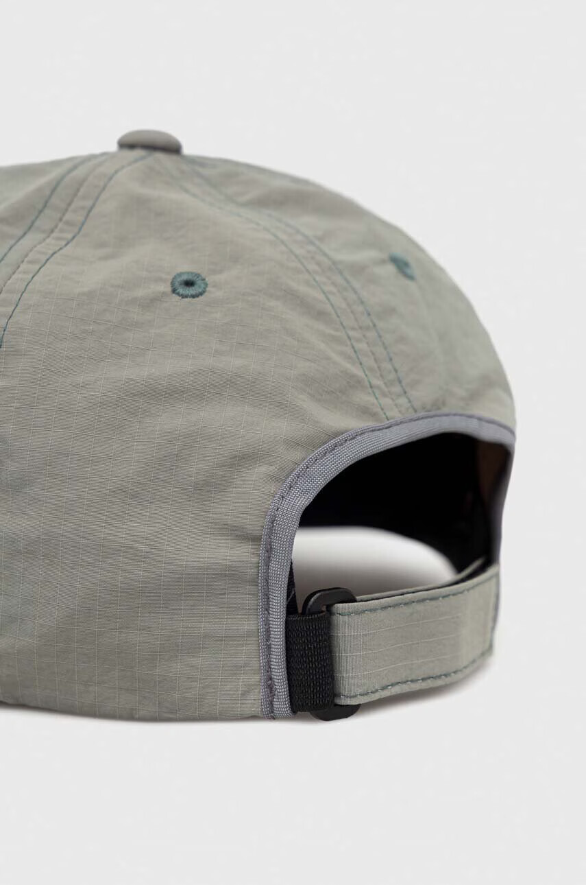 Volcom Шапка с козирка в зелено с апликация - Pepit.bg