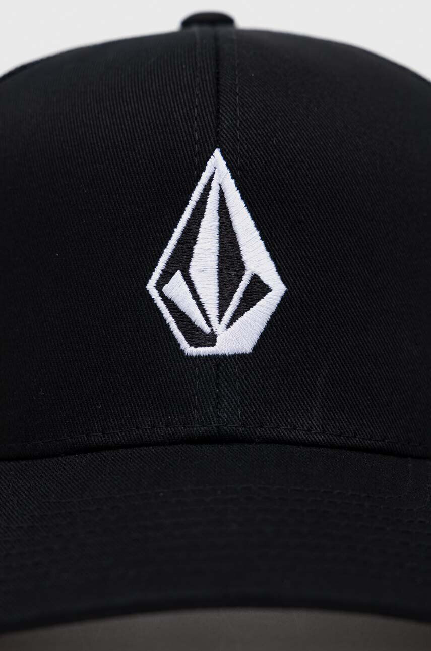 Volcom Шапка с козирка в черно с апликация - Pepit.bg