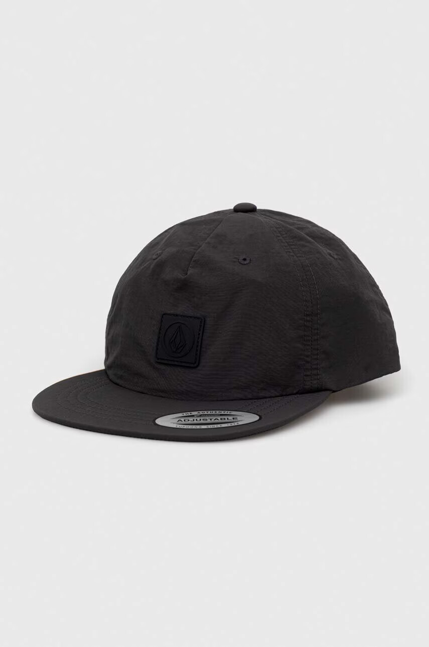 Volcom Шапка с козирка в черно с изчистен дизайн - Pepit.bg