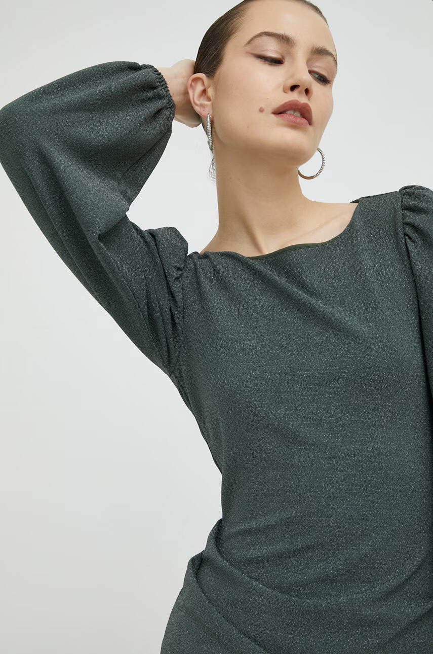 Weekend Max Mara Рокля в розово къса разкроен модел - Pepit.bg